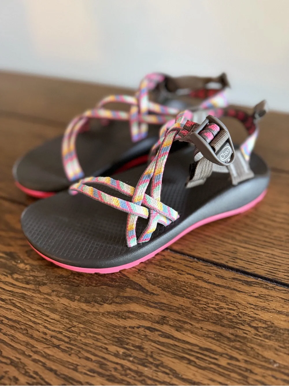 Chacos Youth‎ Size 6 Sandals Blue and Pink Water Shoes Strappy Boho
